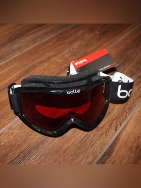 NWT Bollé Ski Goggles Shiny Black Vermilion Lens | Unisex